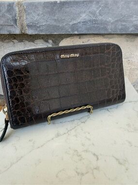 Authenticated Dark Brown Miu Miu Croc-Embossed Leather Wallet